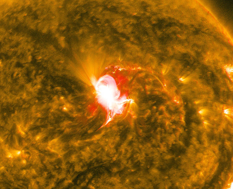 Illustration for article titled Watch for Incredible Northern Lights From Tonight's Geomagnetic Storm